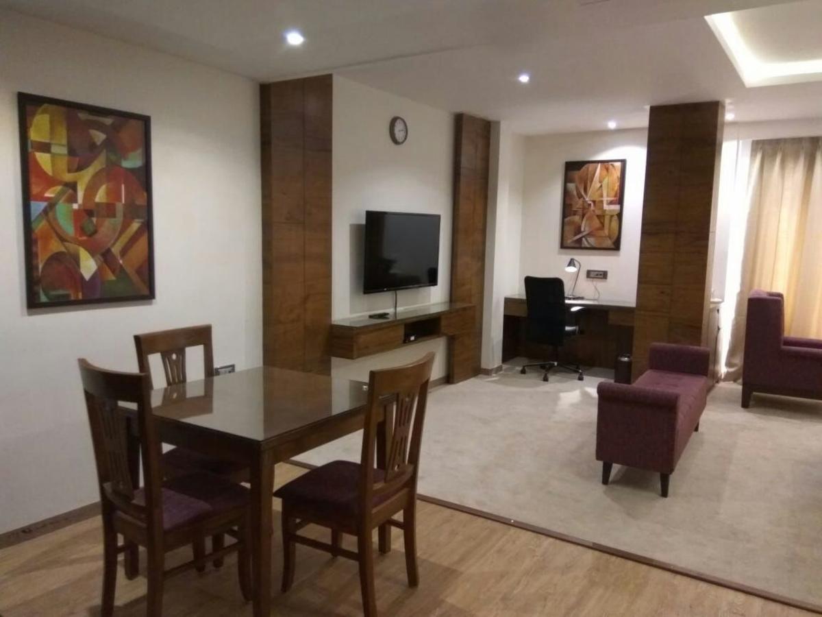 Hotel Surendra Vilas Bhopal Eksteriør billede