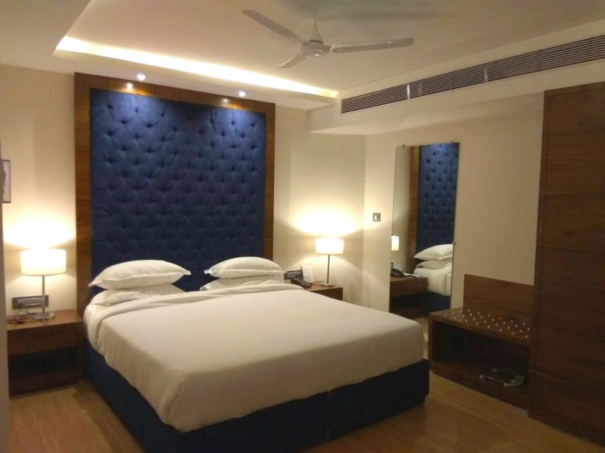 Hotel Surendra Vilas Bhopal Eksteriør billede